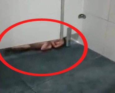 चीन: कोरोनाच्या संशयाने आईने दहा दिवसाच्या मुलीला सार्वजनिक शौचालयाच्या थंड फरशीवर सोडले